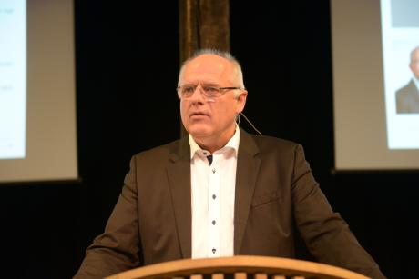 Peter C. Petersen