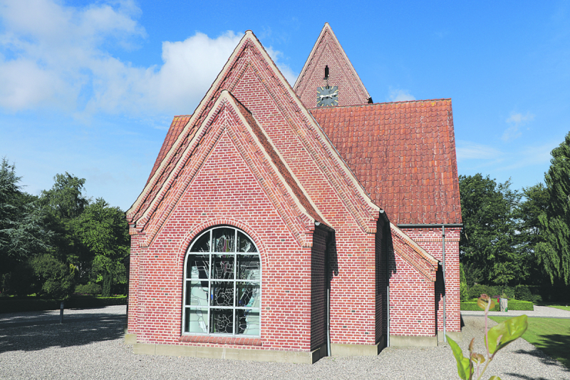 Uhre Kirke